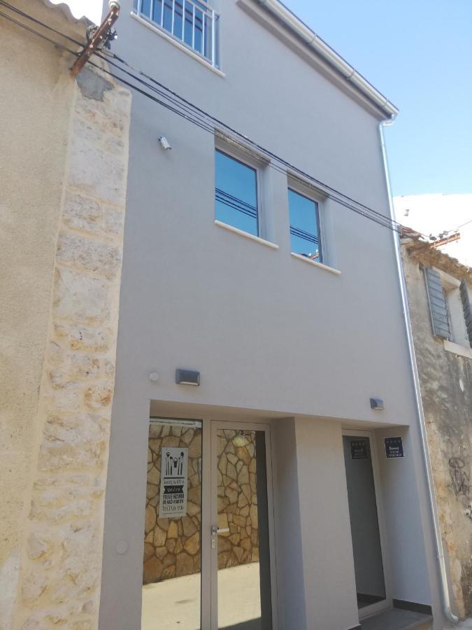 Markov Place Murter Exterior photo